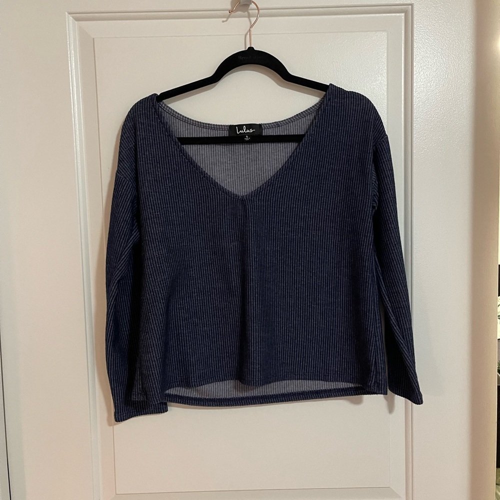 Lulu’s Blue V-Neck 3/4 Sleeve Top - Size S